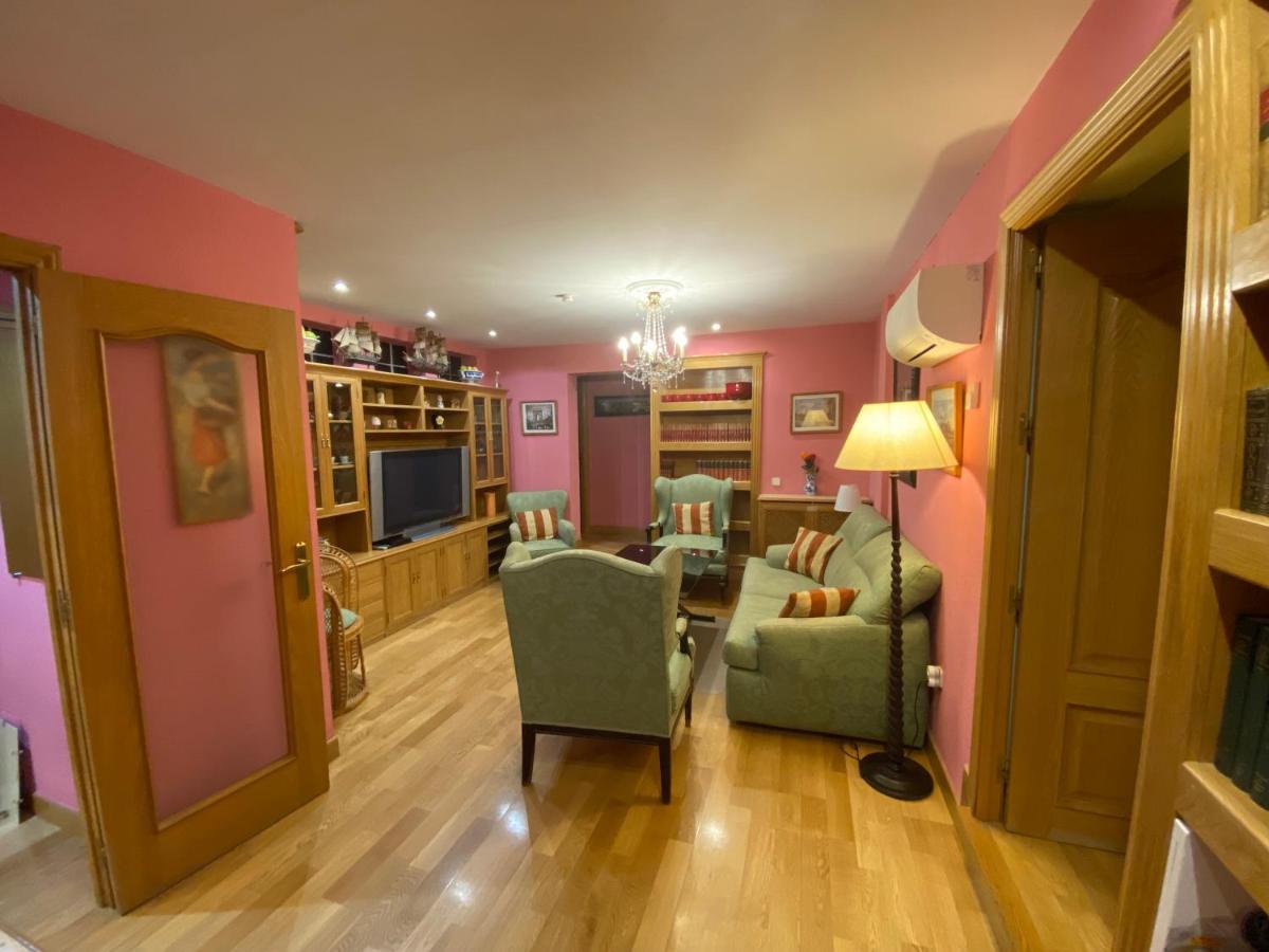 Apartamentos Carlos Madrid Extérieur photo