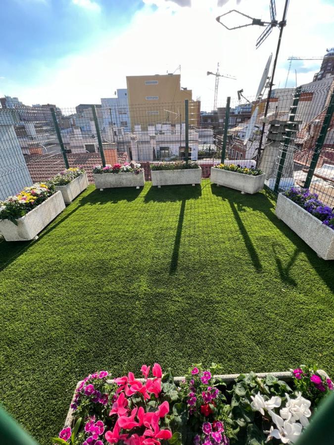 Apartamentos Carlos Madrid Extérieur photo