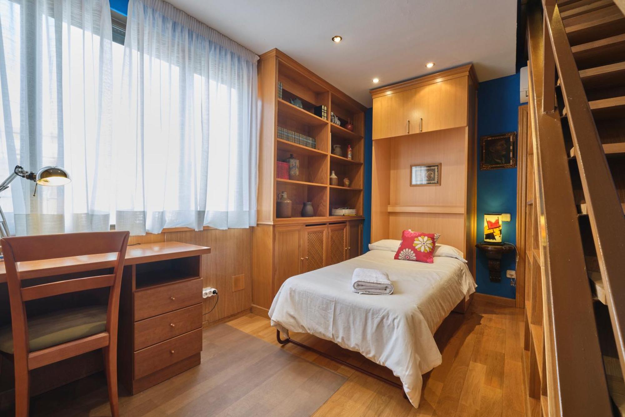Apartamentos Carlos Madrid Extérieur photo